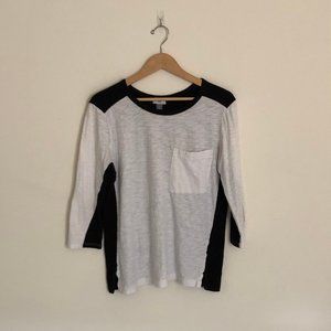 Old Navy | Black and White 3/4 Sleeve Shirt